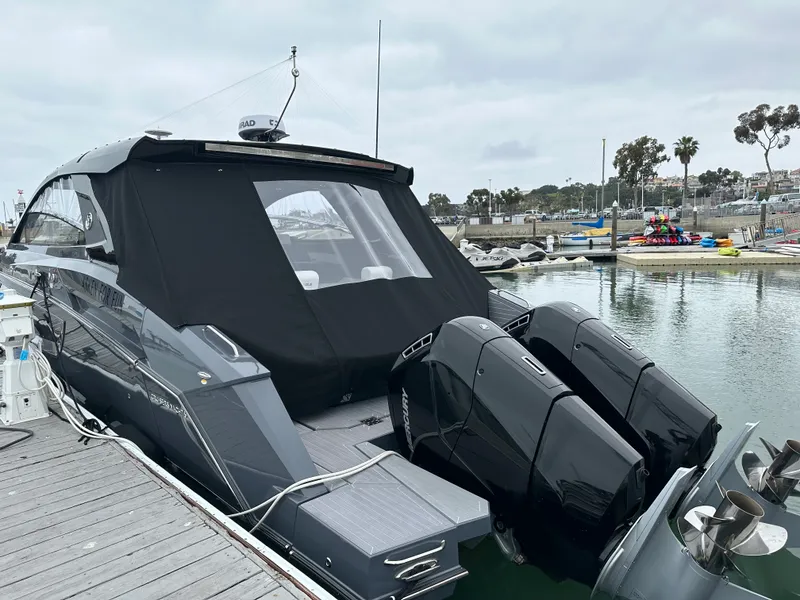 Slide: The Image of Cruisers Yachts 42GLS OB 2023 - 20