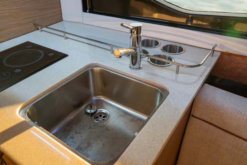 Slide: The Image of Boston Whaler 365 Conquest 2026 - 25