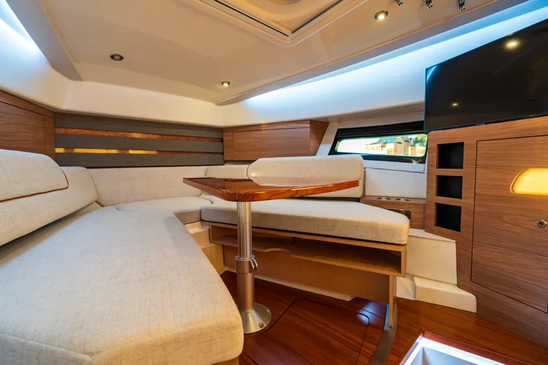 Slide: The Image of Boston Whaler 365 Conquest 2026 - 48