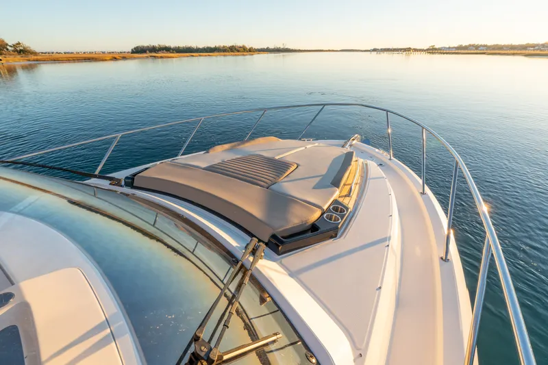 Slide: The Image of Boston Whaler 365 Conquest 2026 - 64