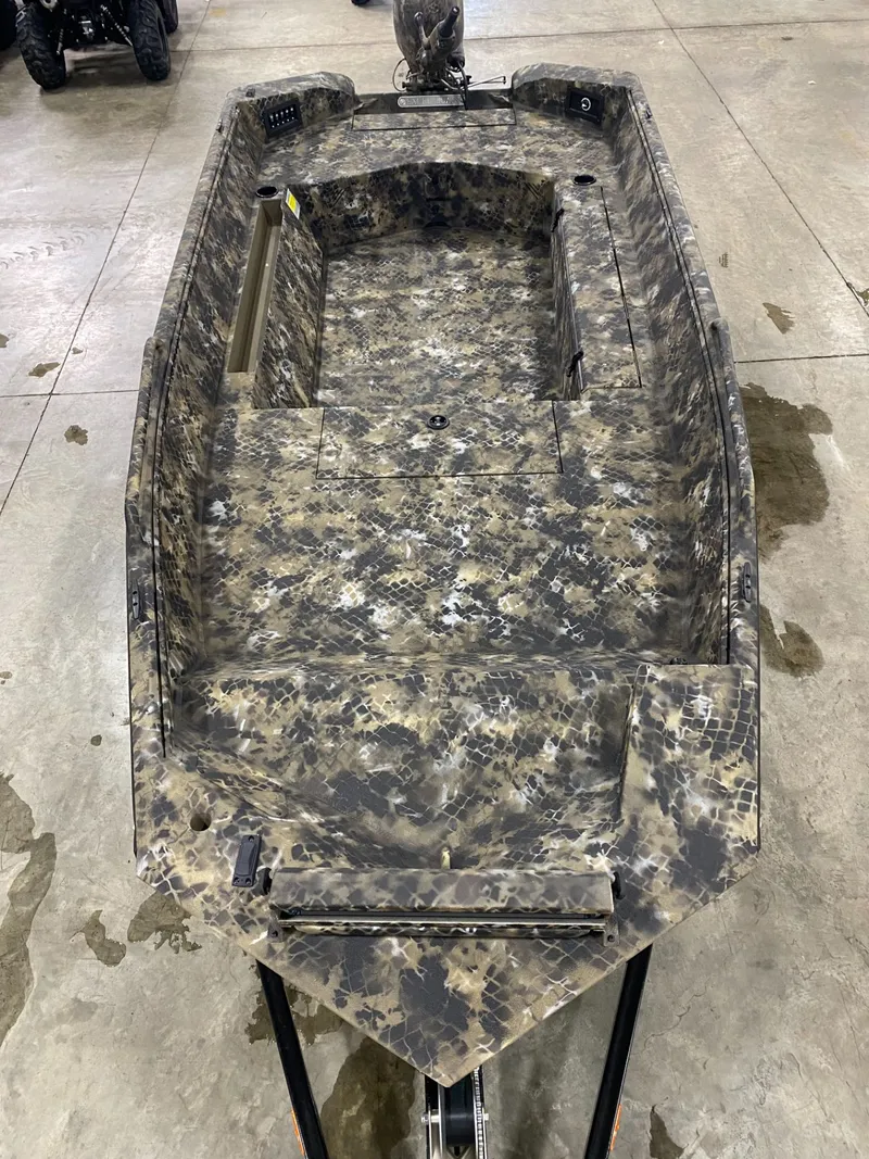 Slide: The Image of Excel 1651 RIVER WARRIOR 2026 - 7