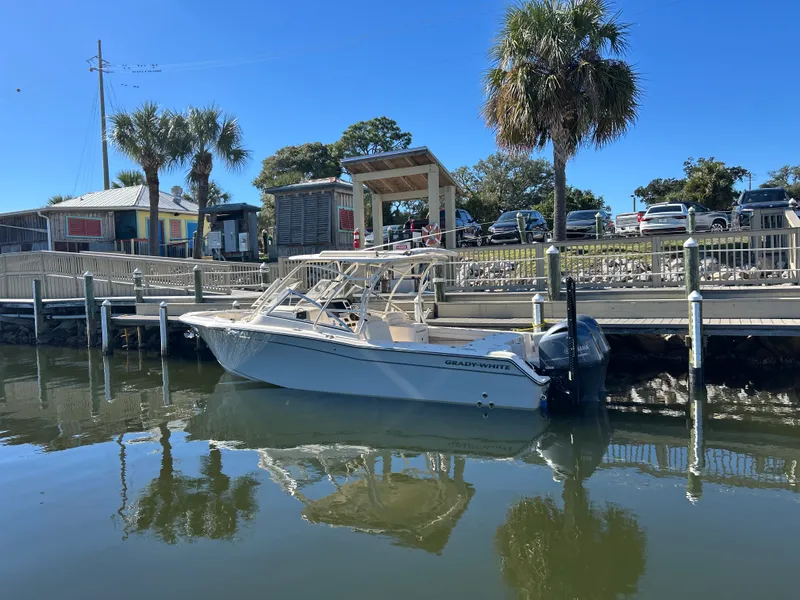 Slide: The Image of Grady-White Freedom 275 2023 - 2