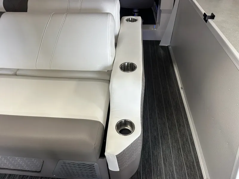 Slide: The Image of Premier 250INTRIGUE 2026 - 33