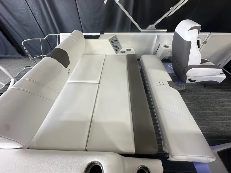 Slide: The Image of Premier 250INTRIGUE 2026 - 35