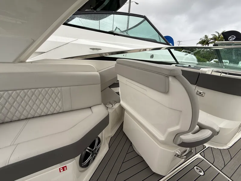 Slide: The Image of Sea Ray SLX 310 Outboard 2026 - 13