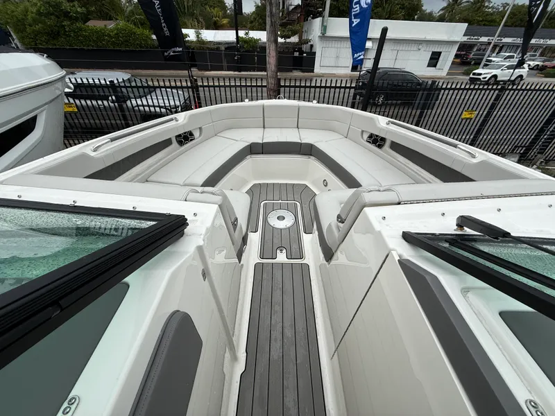 Slide: The Image of Sea Ray SLX 310 Outboard 2026 - 23