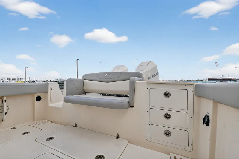 Slide: The Image of Scout 305 LXF 2023 - 10