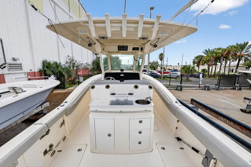 Slide: The Image of Scout 305 LXF 2023 - 13