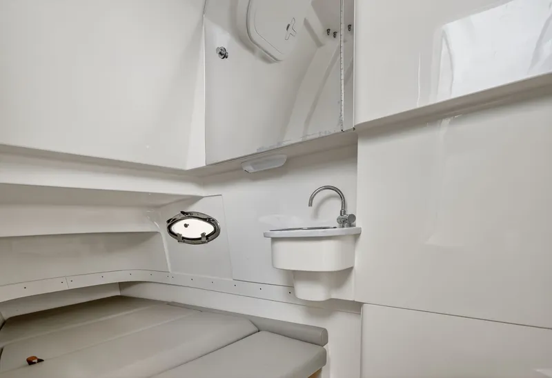 Slide: The Image of Scout 305 LXF 2023 - 21