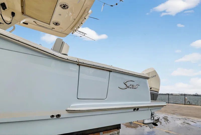 Slide: The Image of Scout 305 LXF 2023 - 6