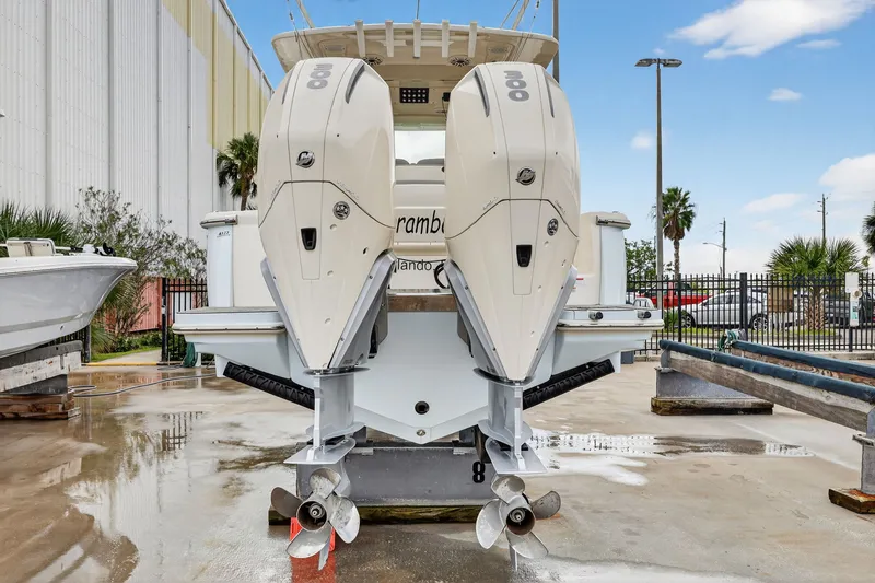 Slide: The Image of Scout 305 LXF 2023 - 8