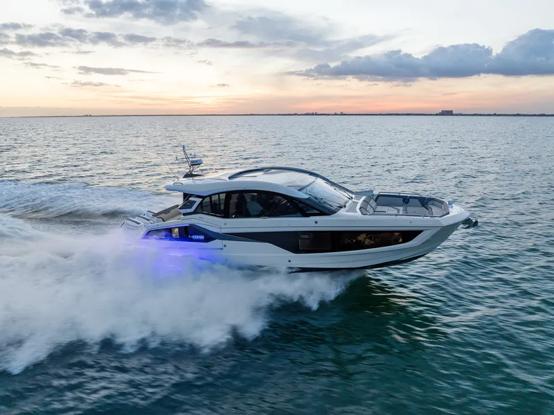 Slide: The Image of Galeon 435 GTO 2024 - 12