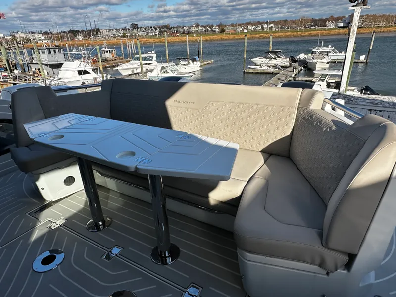 Slide: The Image of Galeon 435 GTO 2024 - 14