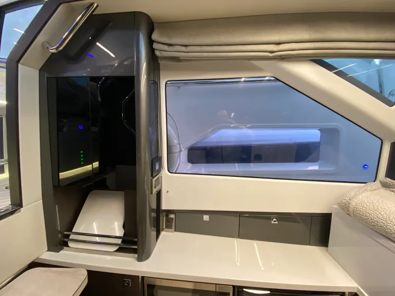 Slide: The Image of Galeon 435 GTO 2024 - 41