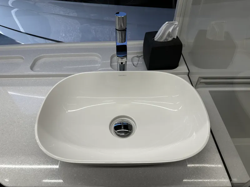 Slide: The Image of Galeon 435 GTO 2024 - 59