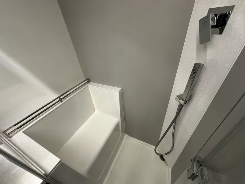 Slide: The Image of Galeon 435 GTO 2024 - 61