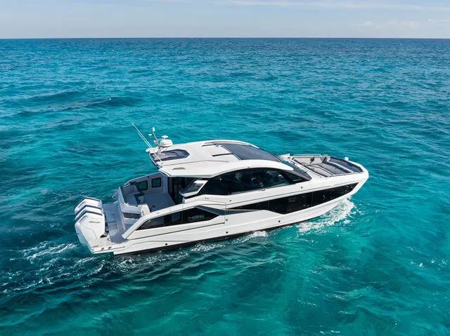 Slide: The Image of Galeon 435 GTO 2024 - 77
