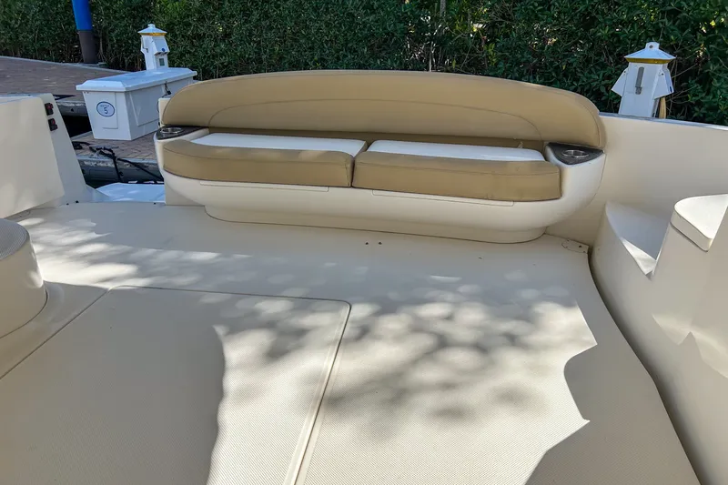 Slide: The Image of Meridian 441 SEDAN BRIDGE 2015 - 10