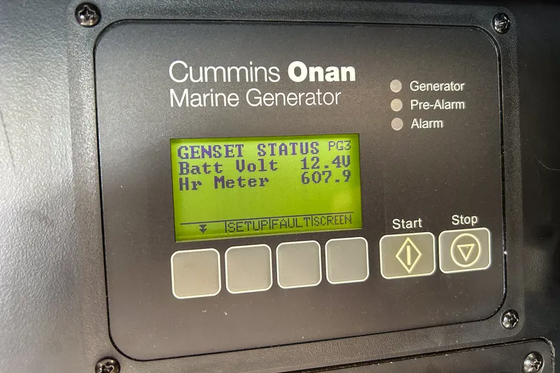 Slide: The Image of Meridian 441 SEDAN BRIDGE 2015 - 57