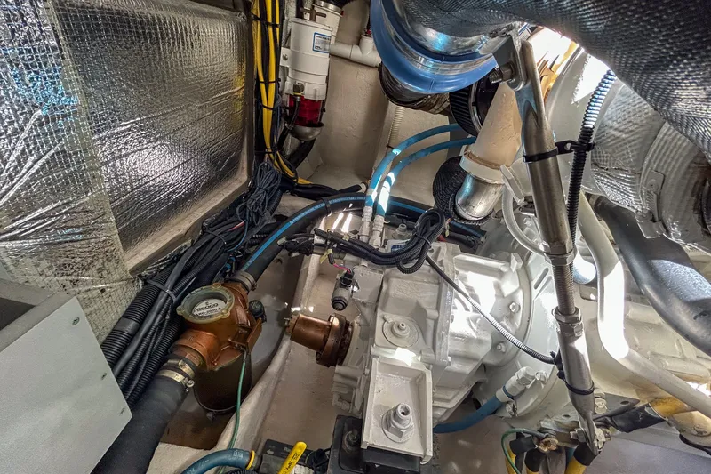 Slide: The Image of Meridian 441 SEDAN BRIDGE 2015 - 69