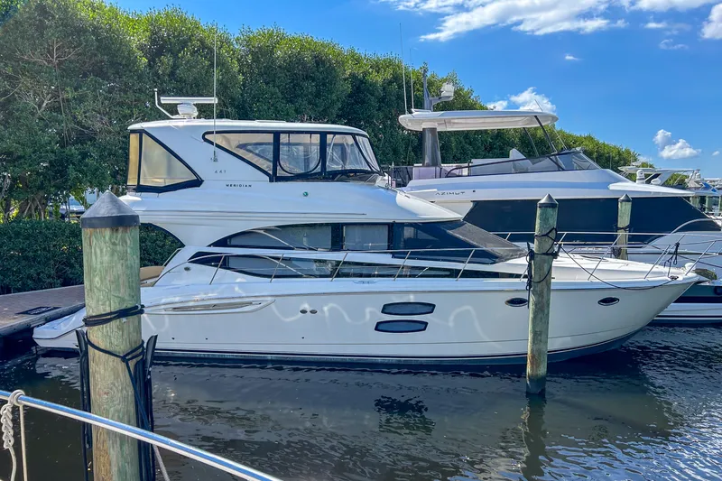 Slide: The Image of Meridian 441 SEDAN BRIDGE 2015 - 77