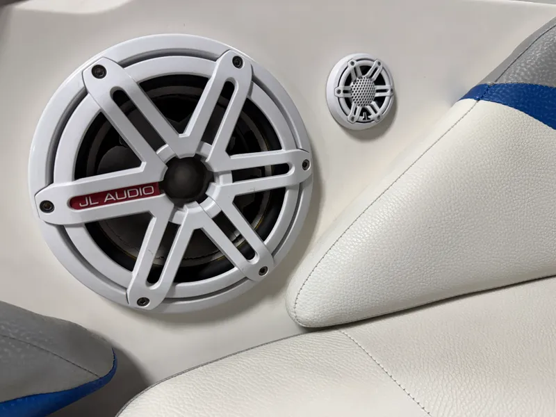 Slide: The Image of Mastercraft X15 2009 - 18