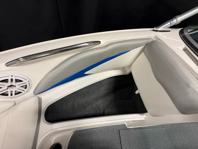 Slide: The Image of Mastercraft X15 2009 - 24