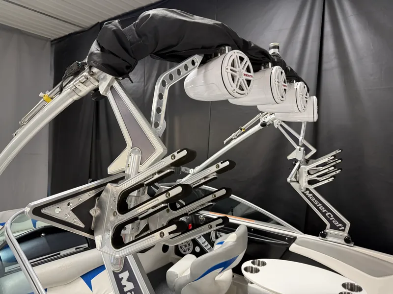 Slide: The Image of Mastercraft X15 2009 - 8