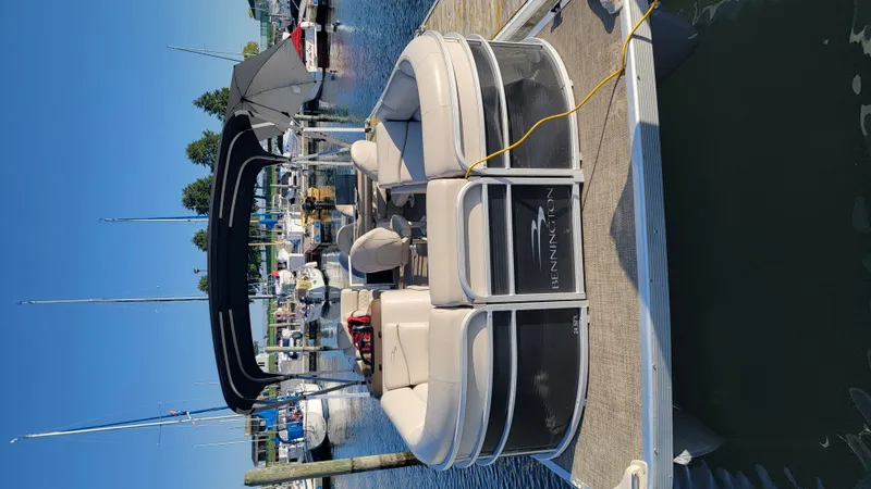 Slide: The Image of Bennington 24 SPDX 2015 - 0