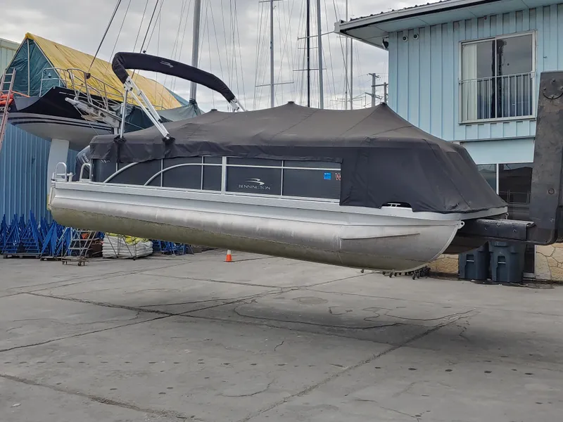 Slide: The Image of Bennington 24 SPDX 2015 - 5