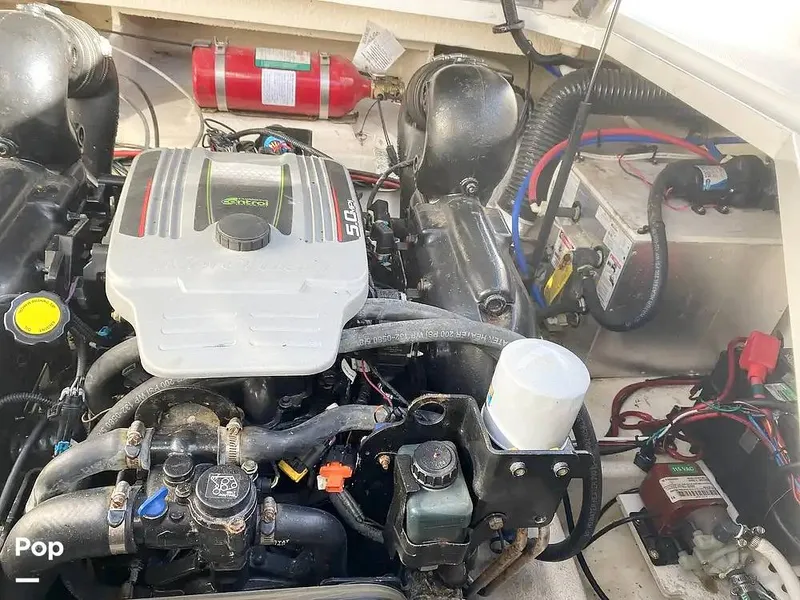 Slide: The Image of Sea Ray 240 Sundancer 2011 - 14622332