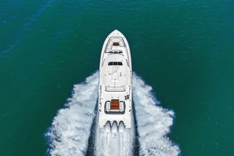 Slide: The Image of Tiara 43 LS 2021 - 17