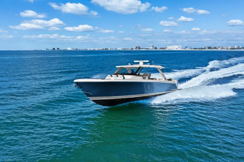 Slide: The Image of Tiara 43 LS 2021 - 22