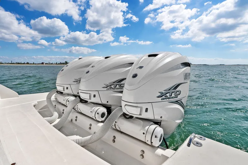 Slide: The Image of Tiara 43 LS 2021 - 24