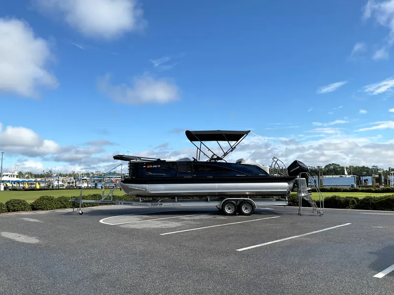 Slide: The Image of Barletta CORSA SALT WATER EDITION 2022 - 2