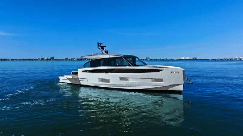 Slide: The Image of Azimut Seadeck 6 2026 - 10