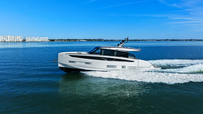 Slide: The Image of Azimut Seadeck 6 2026 - 22