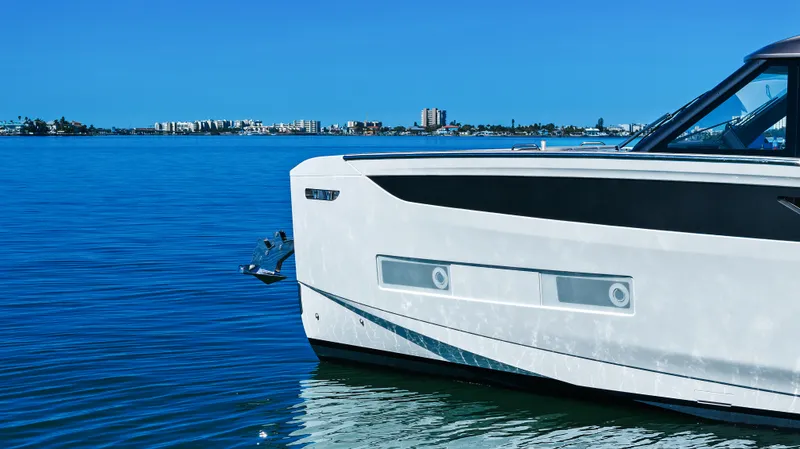 Slide: The Image of Azimut Seadeck 6 2026 - 3