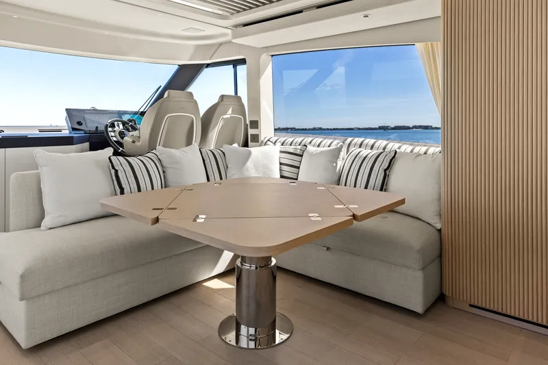 Slide: The Image of Azimut Seadeck 6 2026 - 60