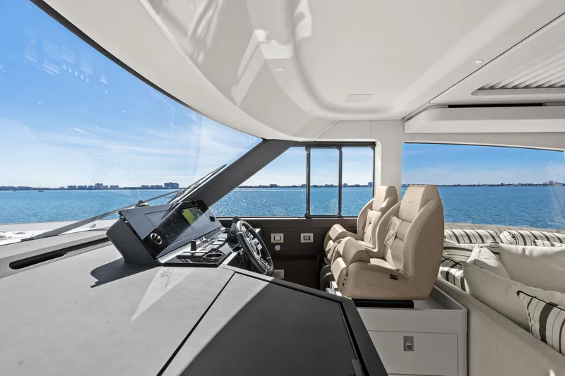 Slide: The Image of Azimut Seadeck 6 2026 - 62