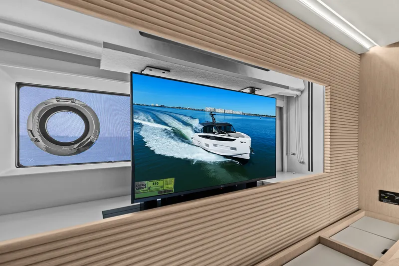 Slide: The Image of Azimut Seadeck 6 2026 - 72