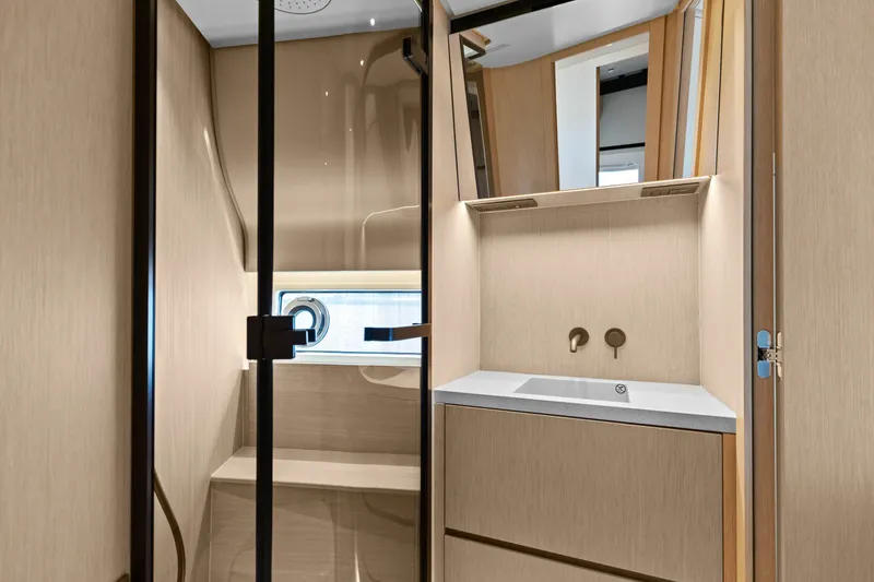 Slide: The Image of Azimut Seadeck 6 2026 - 79