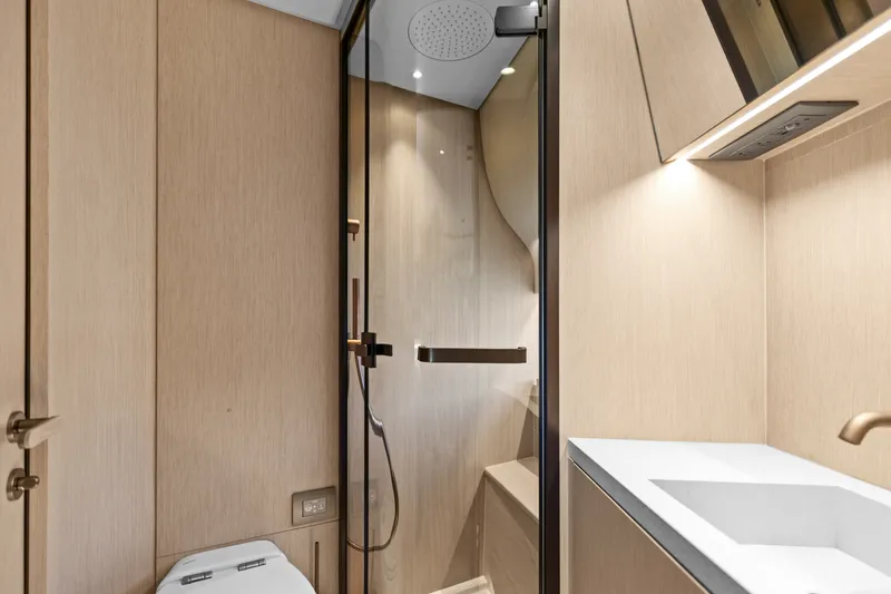 Slide: The Image of Azimut Seadeck 6 2026 - 81