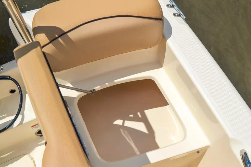 Slide: The Image of Scout 175 Sport Dorado 2026 - 9