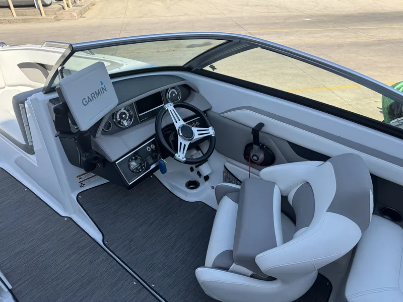 Slide: The Image of Four Winns 220 HD 2020 - 23