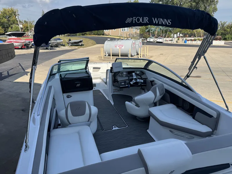 Slide: The Image of Four Winns 220 HD 2020 - 6