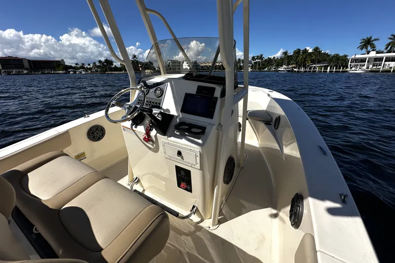 Slide: The Image of Scout 195 SPORTFISH 2023 - 16