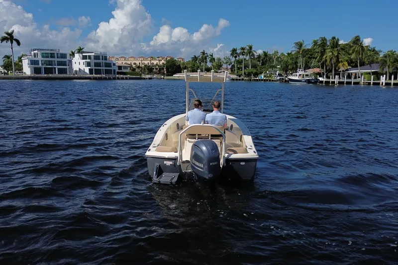 Slide: The Image of Scout 195 SPORTFISH 2023 - 4