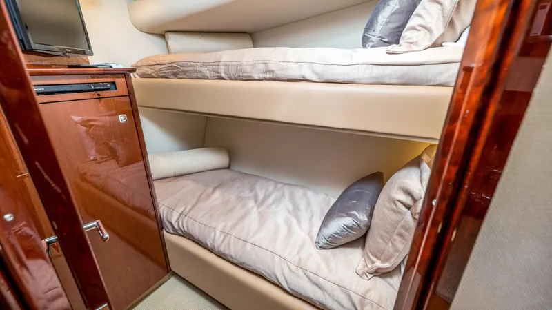 Slide: The Image of Sea Ray 610 SUNDANCER 2013 - 24
