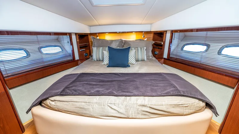 Slide: The Image of Sea Ray 610 SUNDANCER 2013 - 25